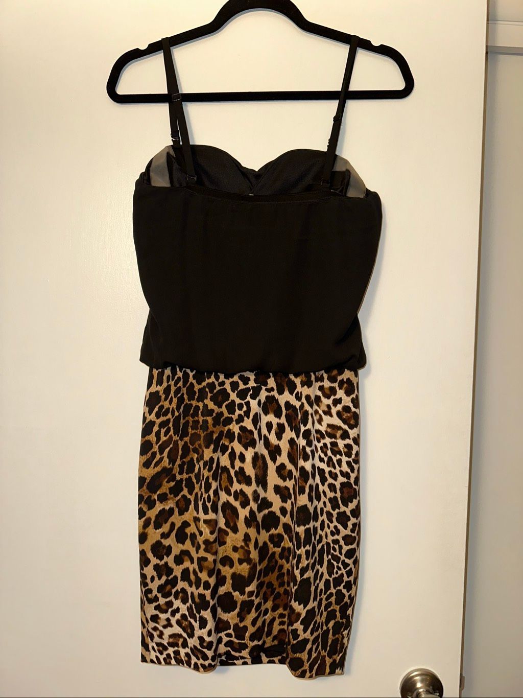Cache Women’s Size 0 Strapless Pencil Dress Black With Cheetah Print Skirt Euc — image 4 of 8